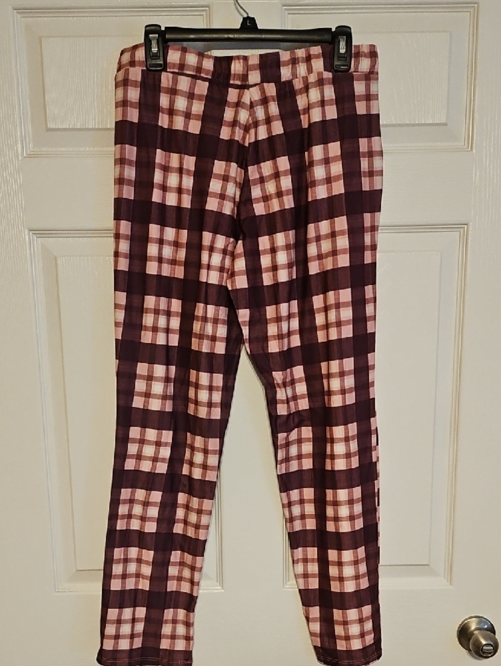 Lucky Brand Pink and Burgundy Plaid Drawstring Joggers - Picture 7 of 11